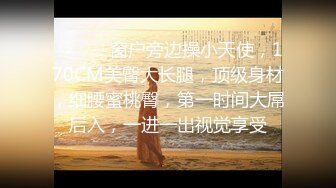 [MP4]精品少妇人妻，撩骚技能满分，一个眼神让小伙把持不住，小逼粉嫩，浪荡配合