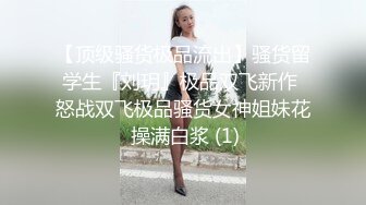 双飞JK美眉 一大奶一贫乳 被大肉棒无套输出 雨露均沾 射了还能操 每个鲍鱼里都射满精液