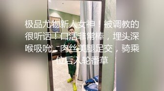 《三只手?极品偸拍》女人坑女人系列?运动馆游泳区女士更衣室各种学生嫩妹换衣 上帝视角偸窥女厕学生妹方便