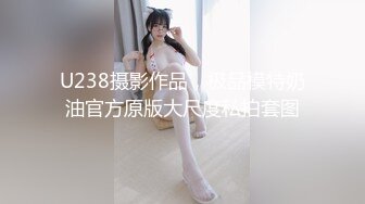 [MP4/ 326M] 熟女妈妈 精神小伙和妈妈边操边缠绵互吻 趴在妈妈丰腴的身上大力抽插 只听啪啪作响