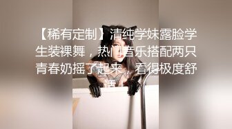 偷拍戴眼镜的花筒裙漂亮妹子