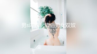 户外女神跟大哥野外激情车震 开档丝袜无毛骚逼深喉口交无套抽插