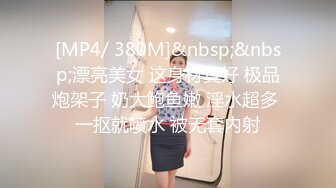 寂寞40路熟女良家卫生间紫薇,粗大道具假J8直接插入底部,风臊无比