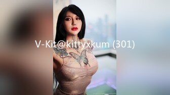 巨乳黑丝美女吃鸡啪啪 身材丰腴 皮肤白皙 在家被花臂小哥哥无套输出 呻吟连连 射了一奶子